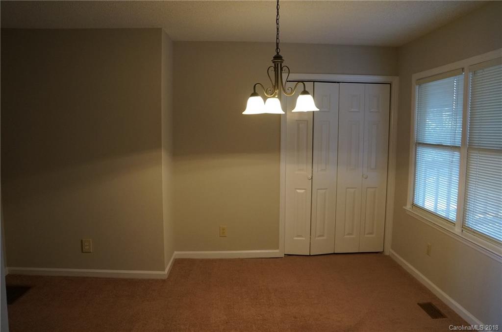 18326 Hideaway Road Charlotte, NC 28278 - Photo 12 of 19 Gallery Image 12