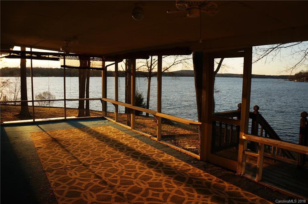 18326 Hideaway Road Charlotte, NC 28278 - Photo 10 of 19 Gallery Image 10