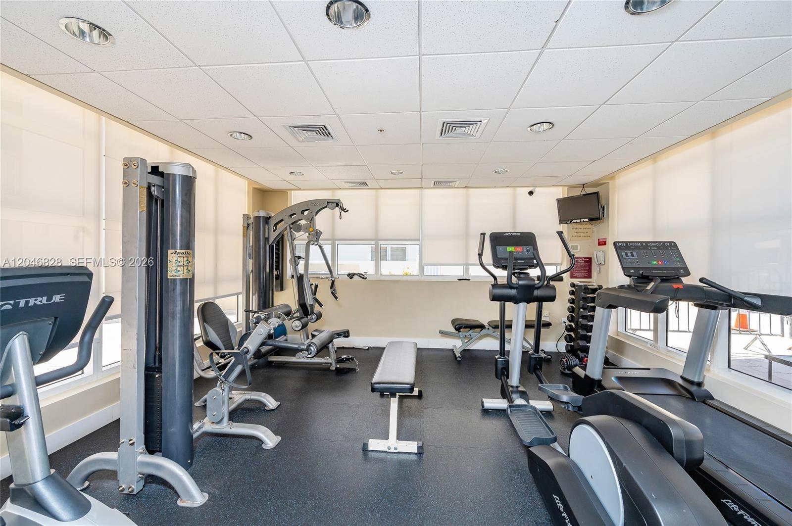 2030 Douglas Road, Unit 716 Coral Gables, FL 33134 - Photo 14 of 17