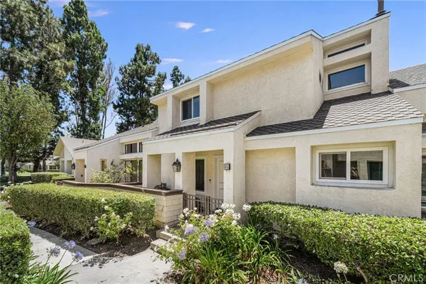 $1,050,000 | 65 Claret, Irvine, CA 92614