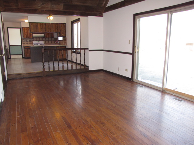 29W260 Wagner Road Naperville, IL 60564 - Photo 6 of 20