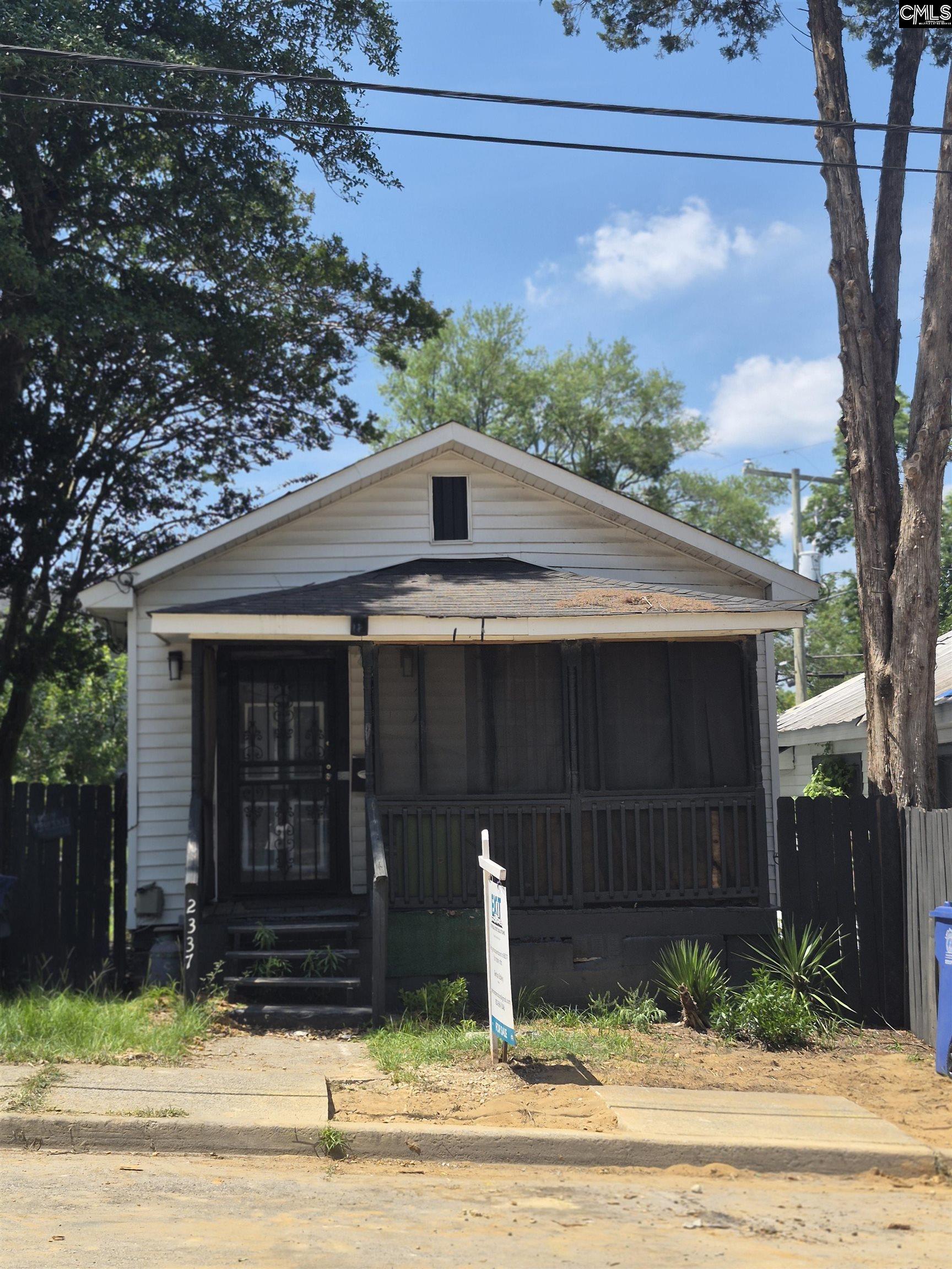 2337 Pendleton Street Columbia, SC 29205 - Photo 1 of 8