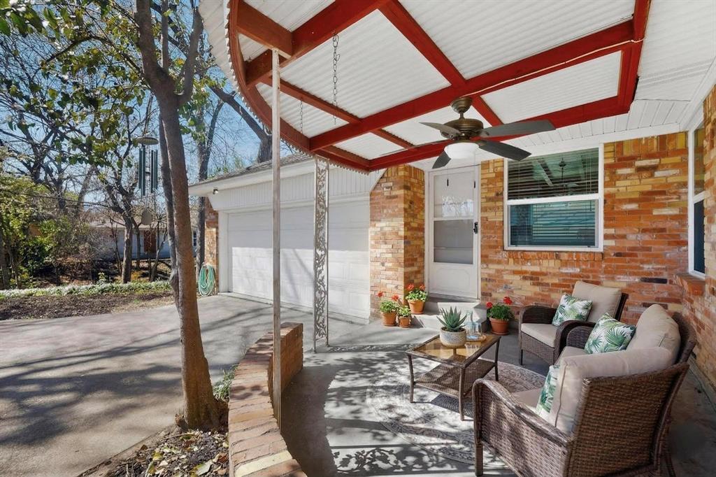 2120 Healey Drive Dallas, TX 75228 - Photo 38 of 39 a view of outdoor seating