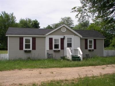 1015 South Grant Avenue Three Rivers, MI 49093 - Photo 1 of 1 Primary Photo