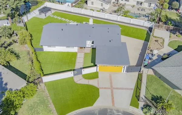 $1,335,000 | 17965 Wellington Avenue, Tustin, CA 92780