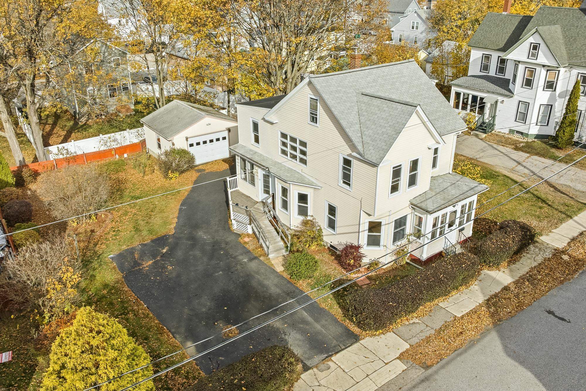 51 Chestnut Street Rochester, NH 03867 - Photo 2 of 47