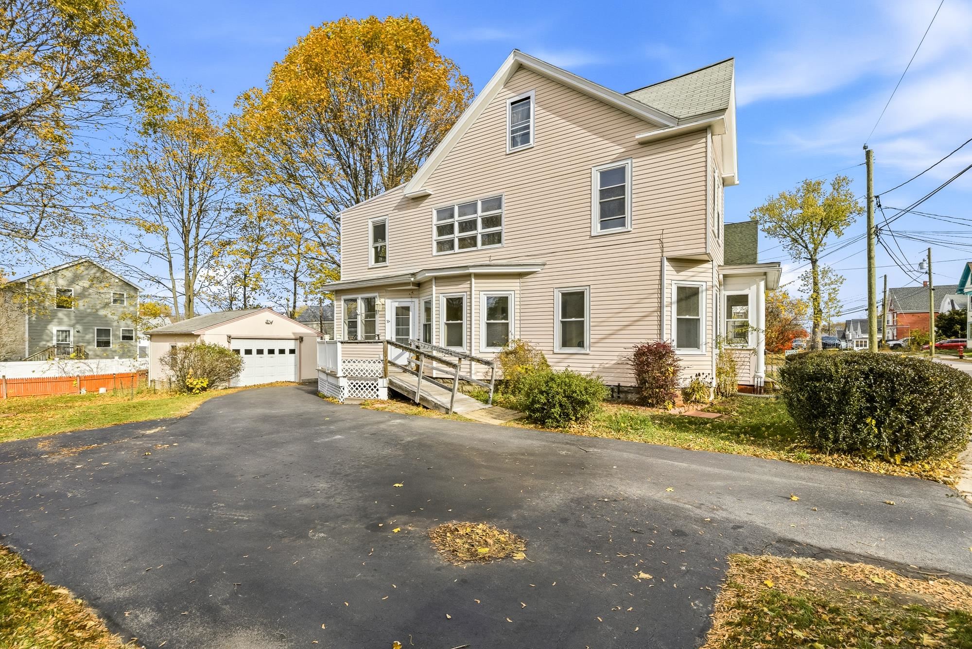 51 Chestnut Street Rochester, NH 03867 - Photo 4 of 47