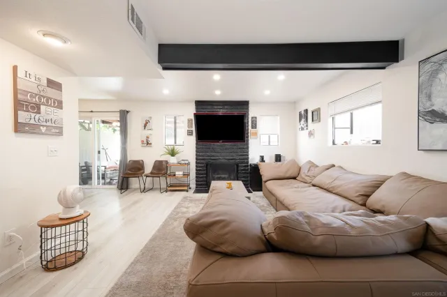 $599,999 | 969 Marlin Drive, Vista, CA 92084