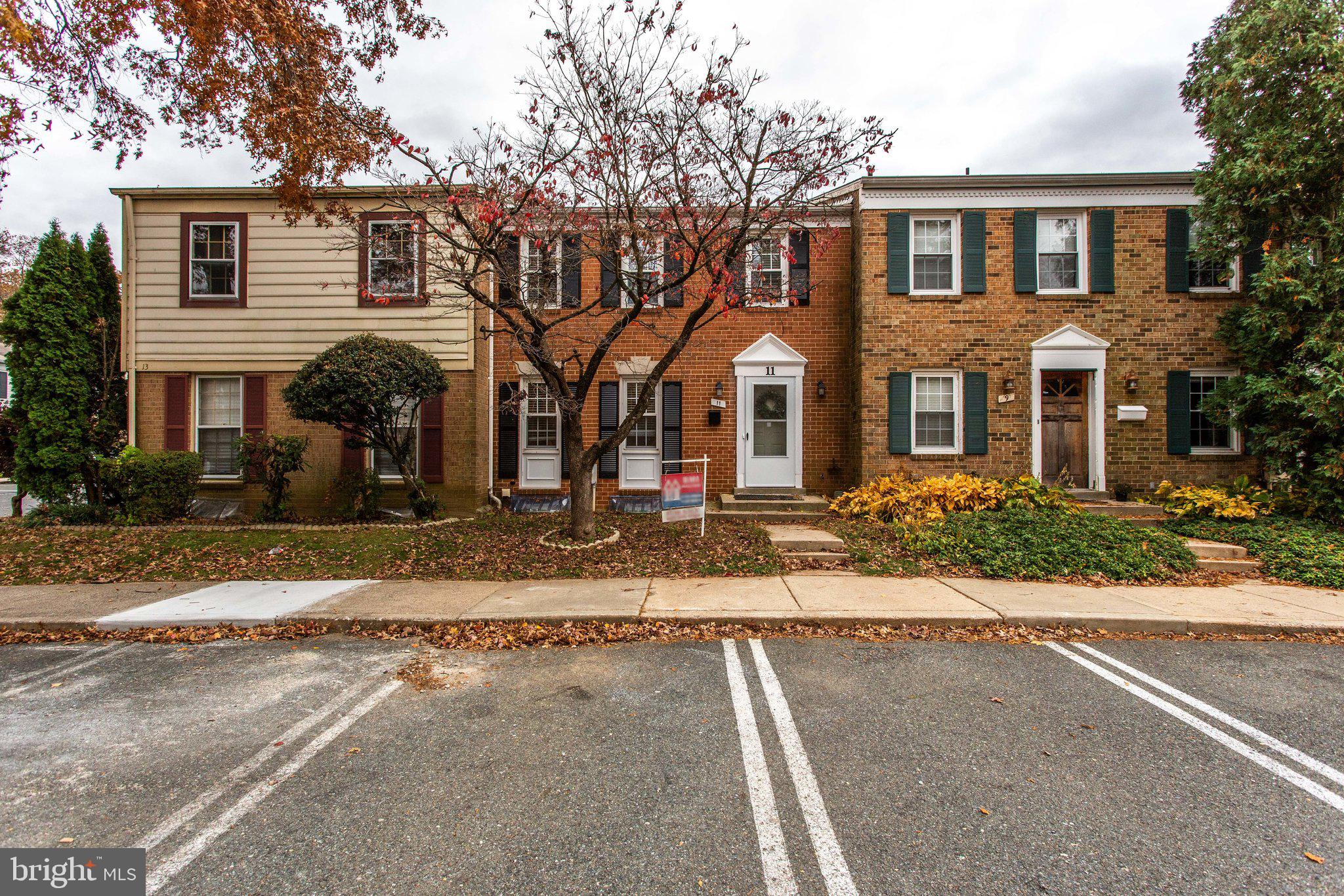 11 Ramsdell Court Gaithersburg, MD 20878 - Photo 3 of 56 Two Assigned Parking Directly