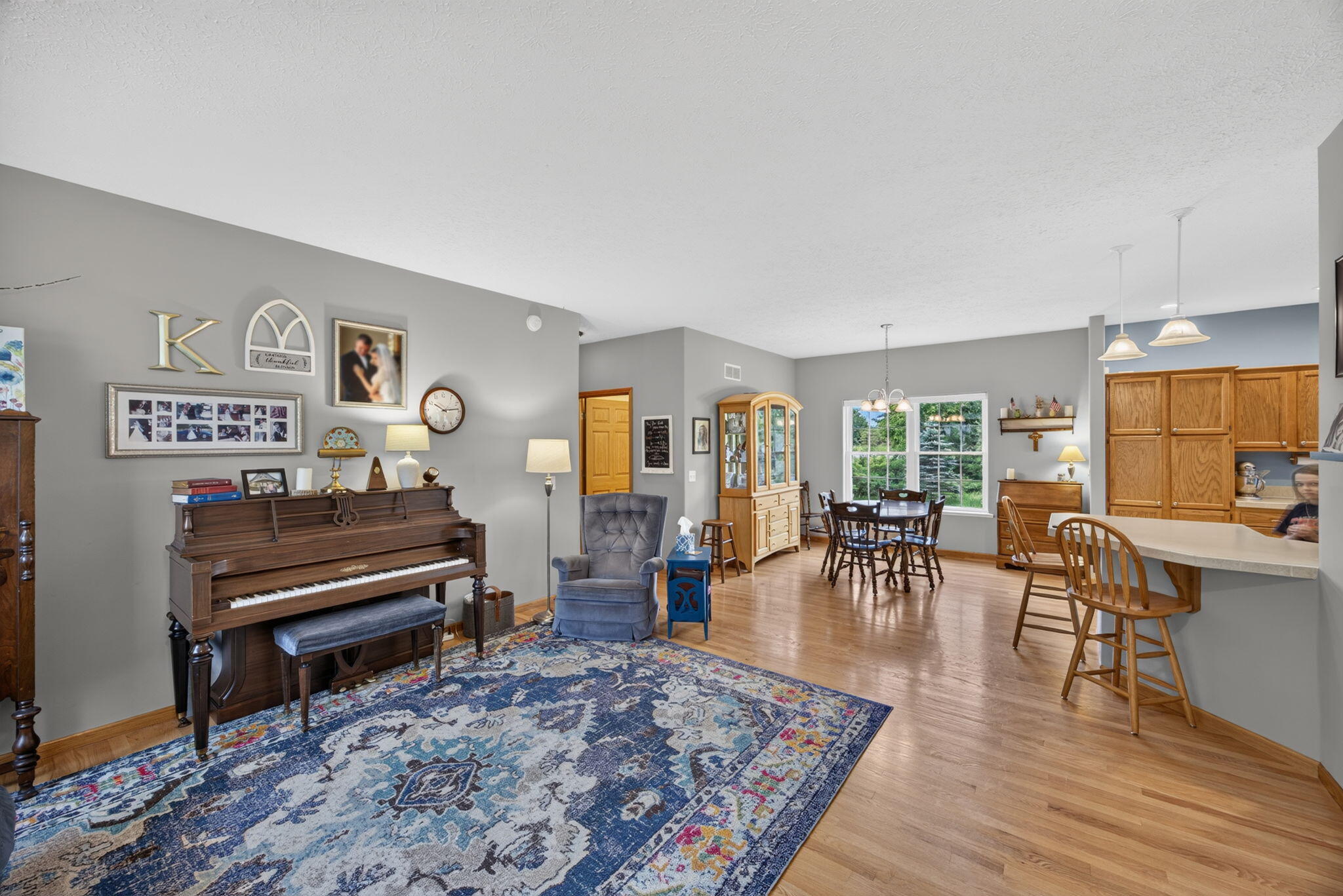 20777 Walnut Drive Reed City, MI 49677 - Photo 4 of 63 18-web-or-mls-3Y2A4825-Edit