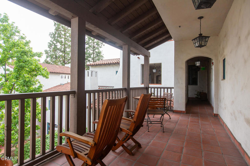 700 Union Street, Unit 302 Pasadena, CA 91101 - Photo 22 of 30 a view of two chairs in the balcony