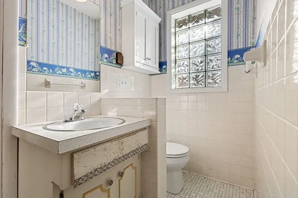 $365,000 | 10827 North 12th Street, Plainwell, MI 49080