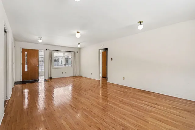 $389,914 | 10827 North 12th Street, Plainwell, MI 49080