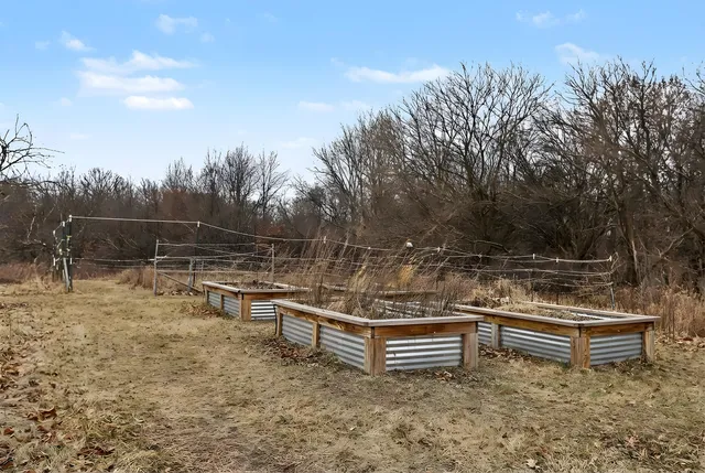 $389,914 | 10827 North 12th Street, Plainwell, MI 49080