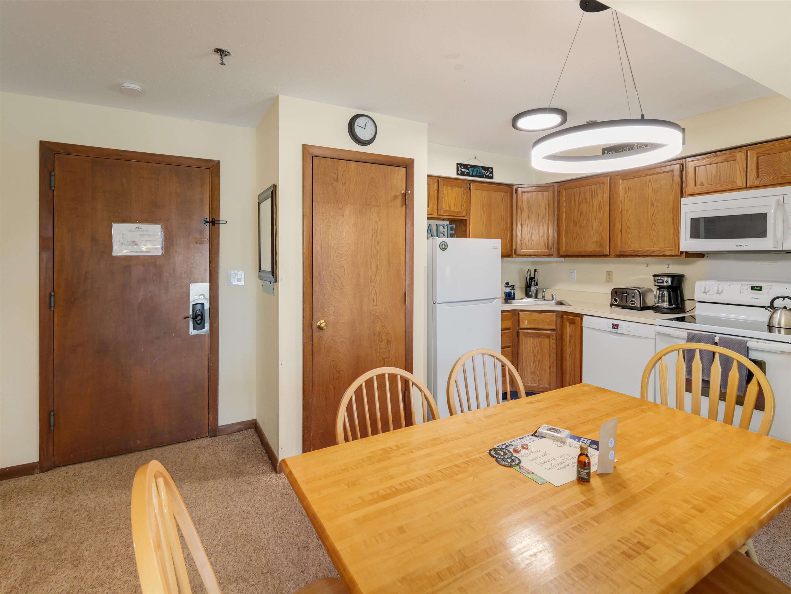 133 East Mountain Road, Unit 3A13 Killington, VT 05751 - Photo 5 of 42 Gallery Image 5