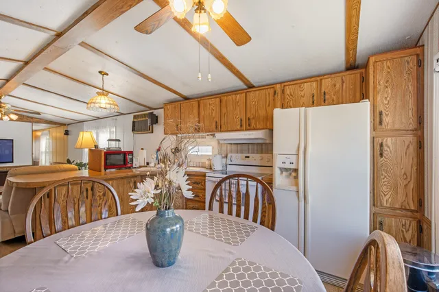 $66,000 | 6 Pine Street, Colebrook, NH 03576