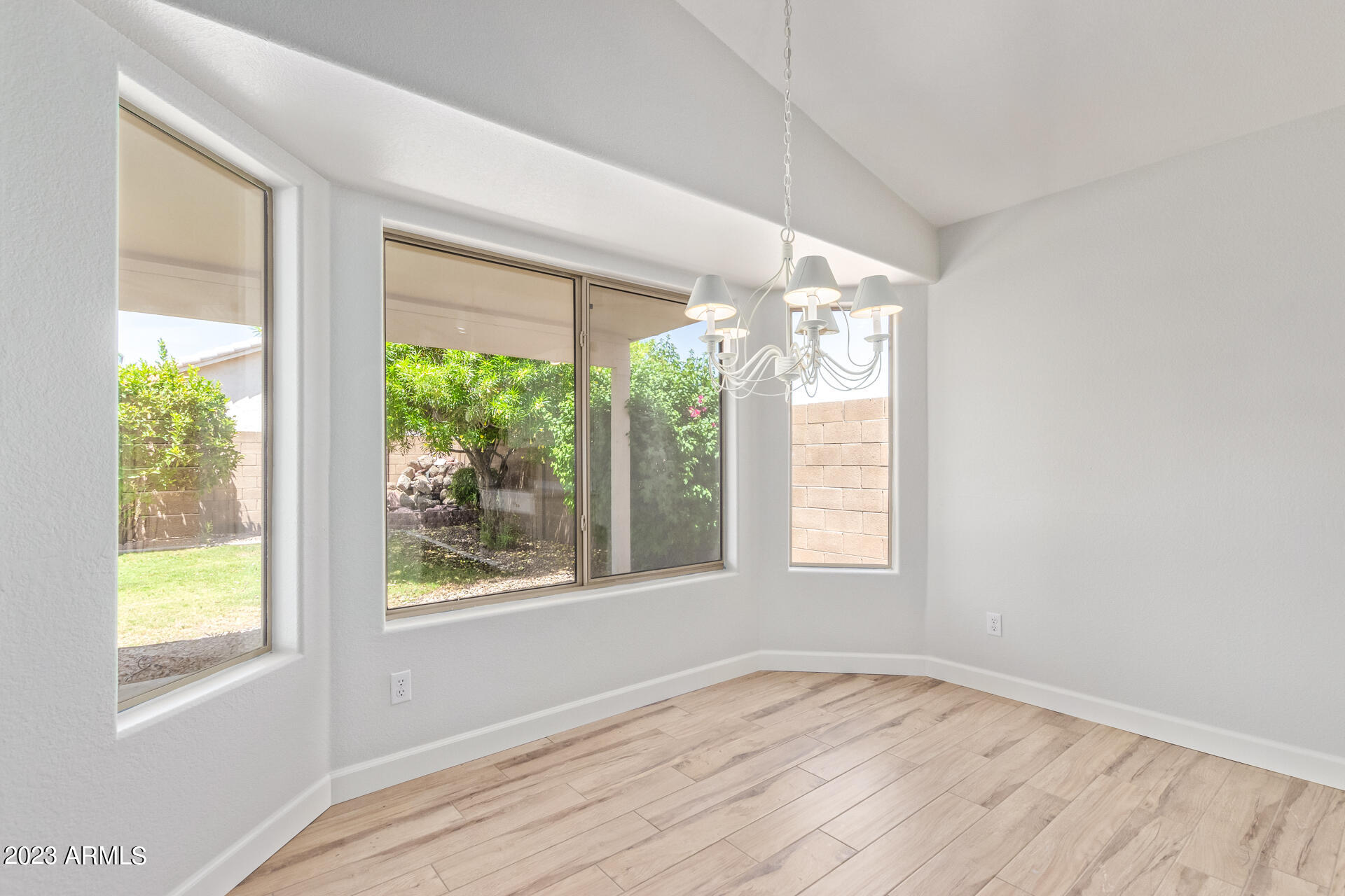1624 East Redfield Road Gilbert, AZ 85234 - Photo 7 of 27 0012-12 - Redfield