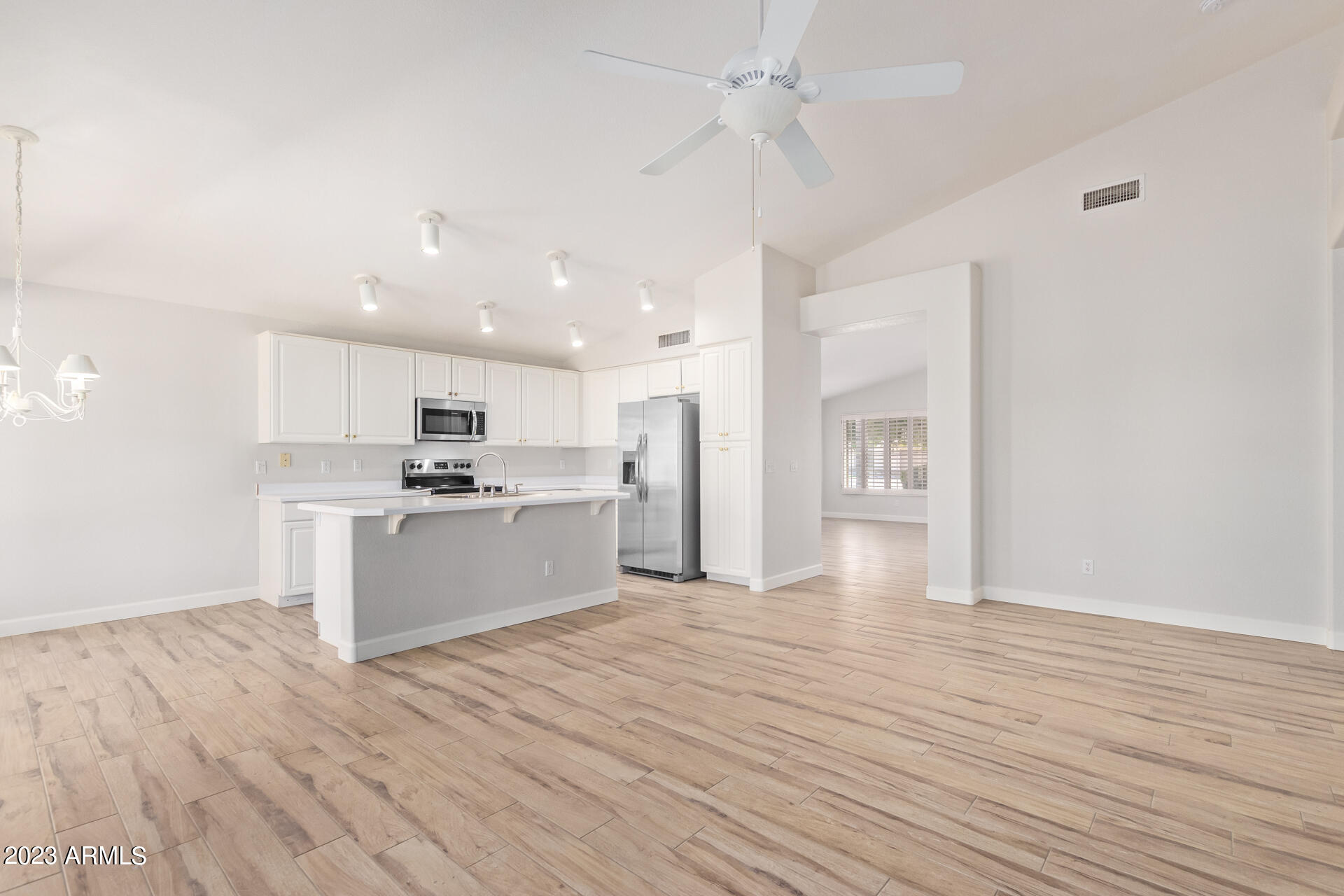 1624 East Redfield Road Gilbert, AZ 85234 - Photo 8 of 27 0013-13 - Redfield