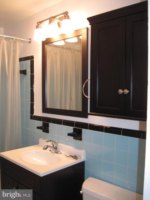 1200 South Arlington Ridge Road, Unit 602 Arlington, VA 22202 - Photo 14 of 25 Bath