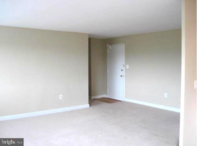 1200 South Arlington Ridge Road, Unit 602 Arlington, VA 22202 - Photo 2 of 25 Entrance into Living Area