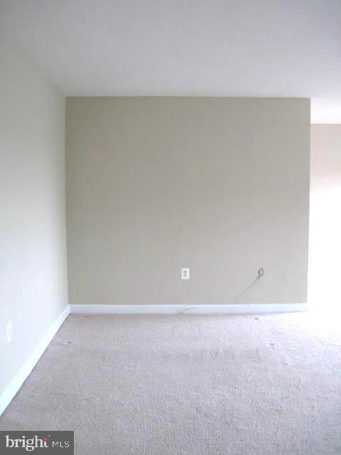 1200 South Arlington Ridge Road, Unit 602 Arlington, VA 22202 - Photo 3 of 25 Living Room
