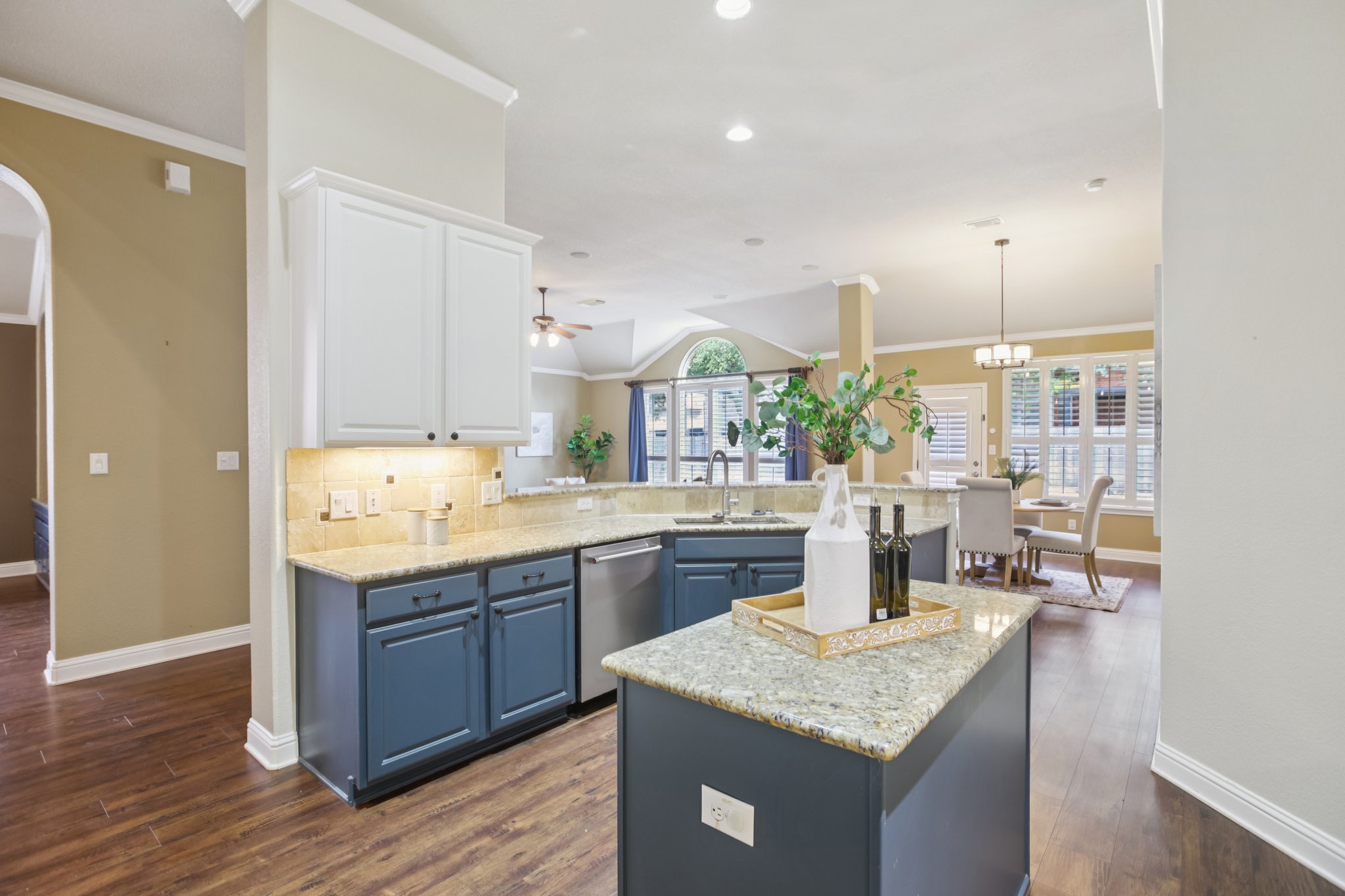 10525 Roy Butler Drive Austin, TX 78717 - Photo 12 of 40 Spacious kitchen with plenty of cabinets,