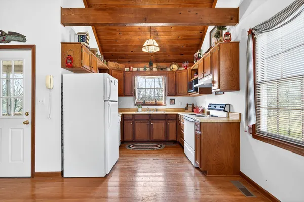 $264,929 | 676 Sunny Point Road, Baxter, TN 38544