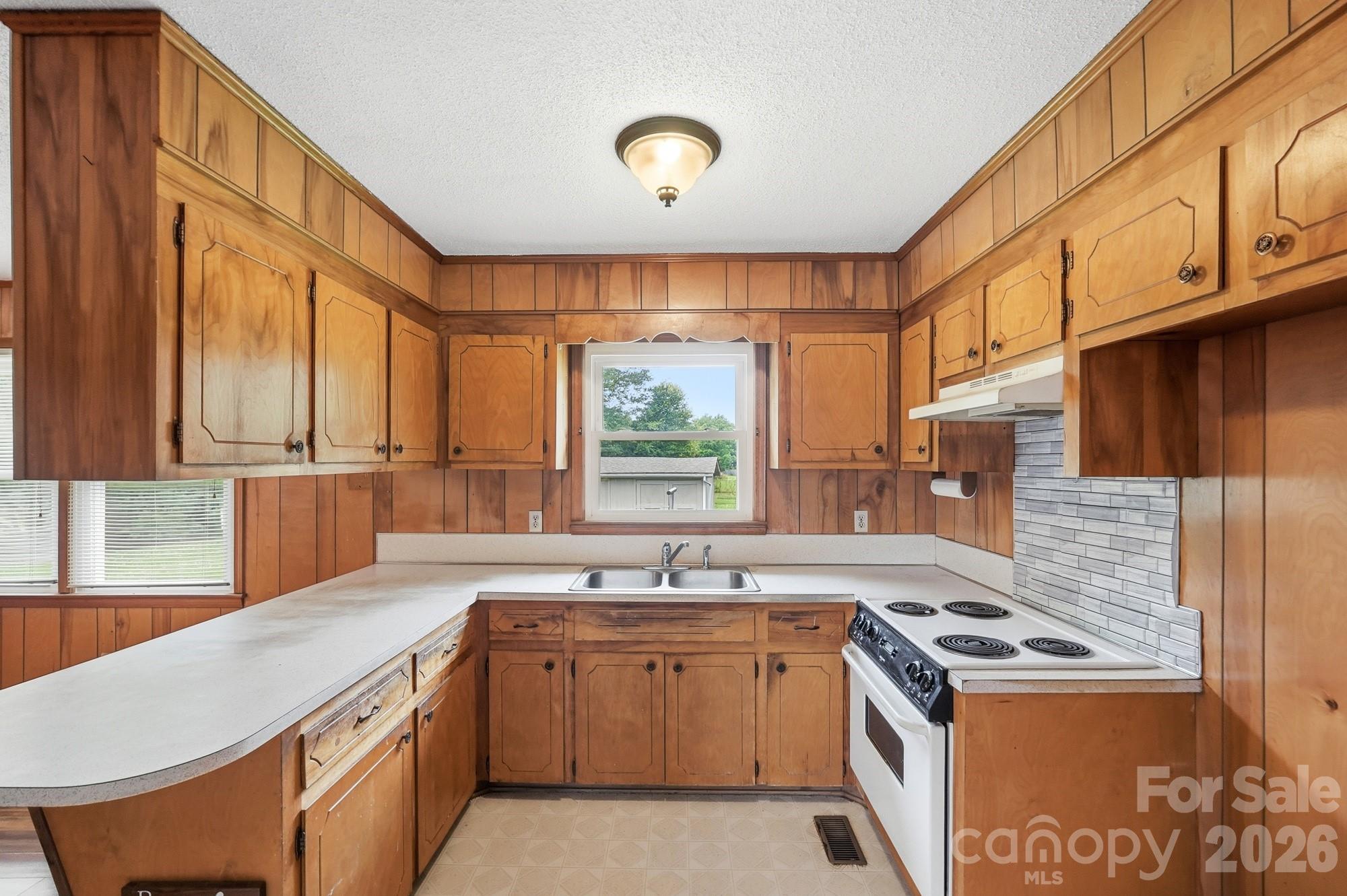 913 Harper Road Gastonia, NC 28056 - Photo 7 of 20
