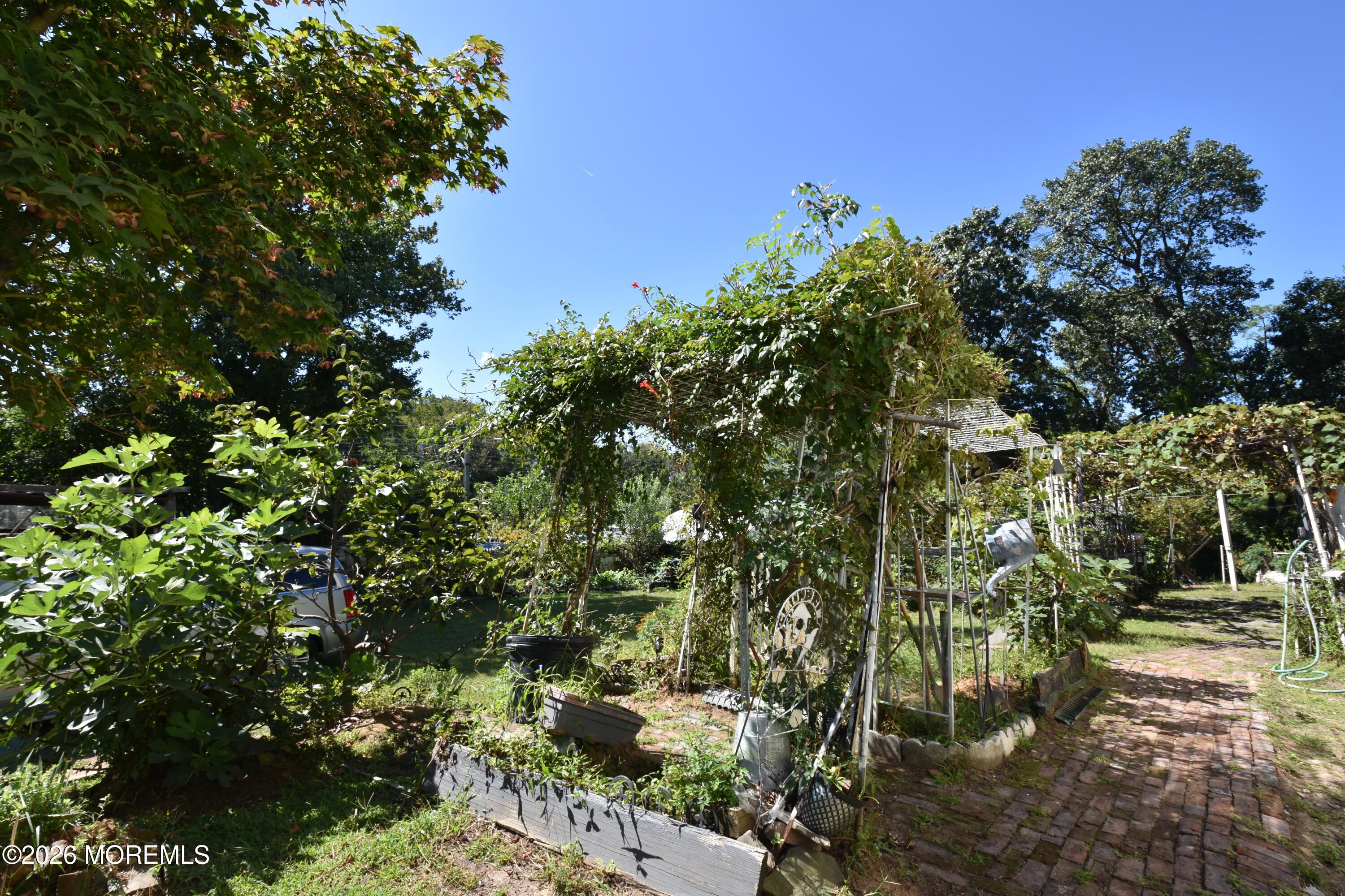 636 Holmdel Road Hazlet, NJ 07730 - Photo 47 of 50 Yard