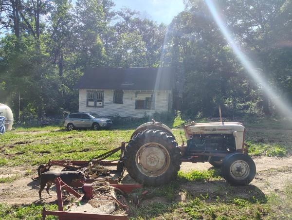 3403 Glenwood Road Decatur, GA 30032 - Photo 21 of 27 a backyard of a house with table and chairs