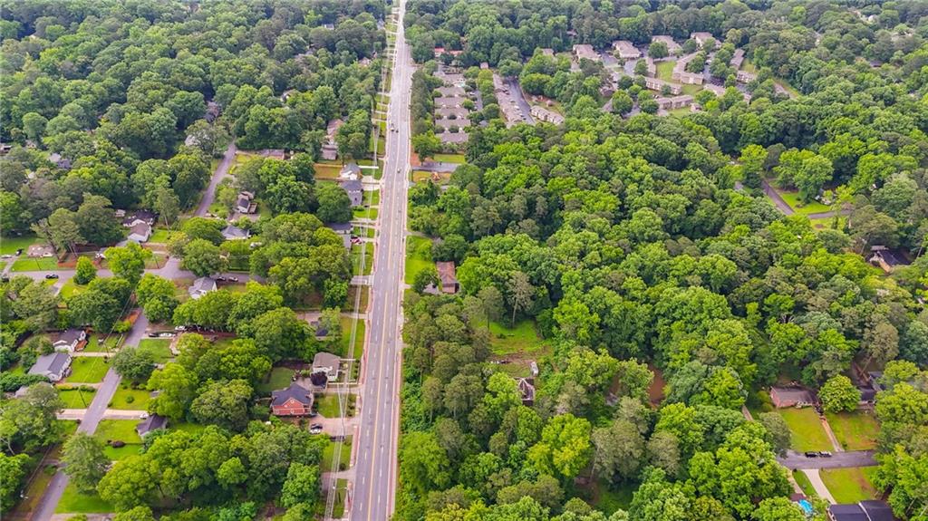 3403 Glenwood Road Decatur, GA 30032 - Photo 9 of 27 a view of a garden with plants