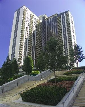 a view of a multi story building