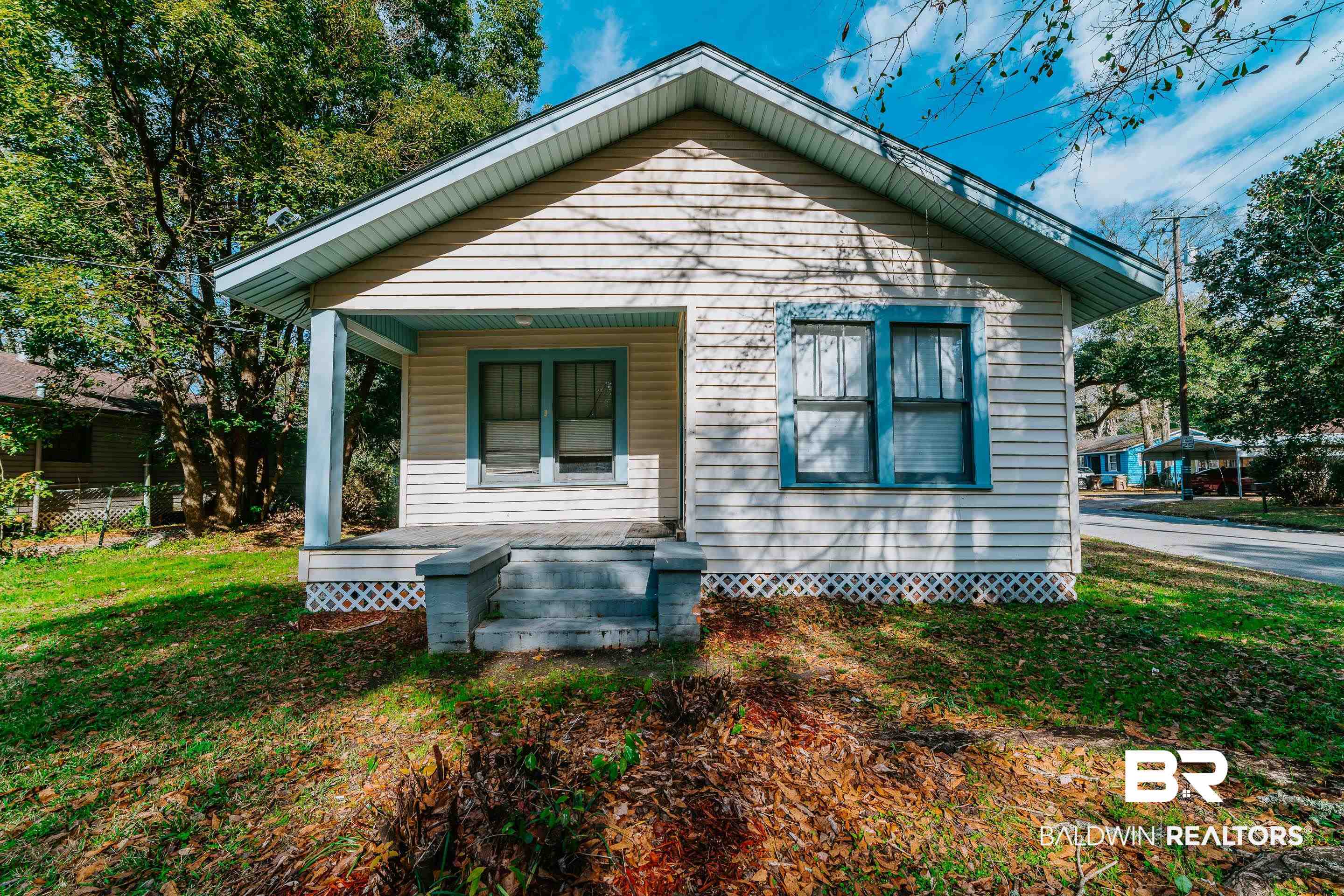 2616 Pollard Lane Mobile, AL 36606 - Photo 2 of 28