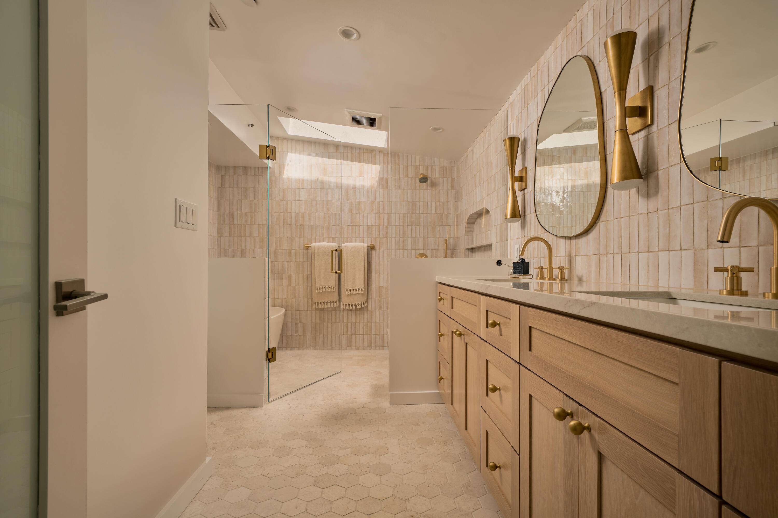 627 Romero Canyon Road Montecito, CA 93108 - Photo 22 of 44 Remodeled bathroom
