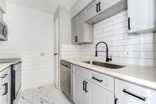 $1,250 | 12500 Sandpiper Drive, Unit 197, Houston, TX 77035