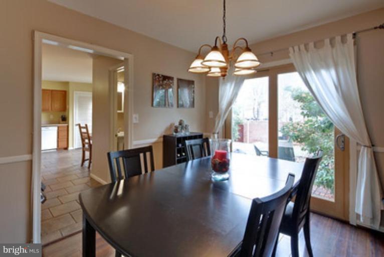5982 Queenston Street Springfield, VA 22152 - Photo 7 of 29 Dining Room #2