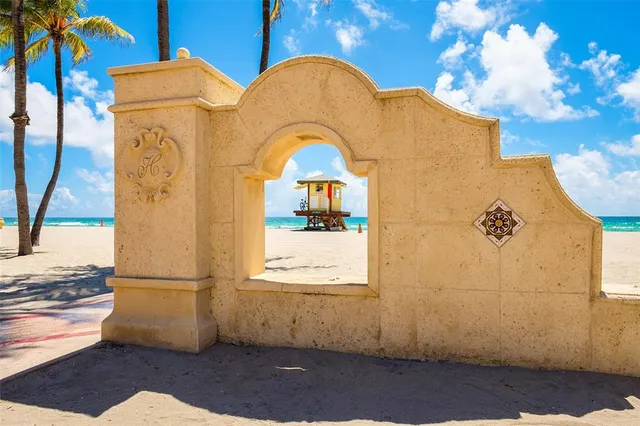 $669,500 | 1438 Fletcher Street, Hollywood, FL 33020