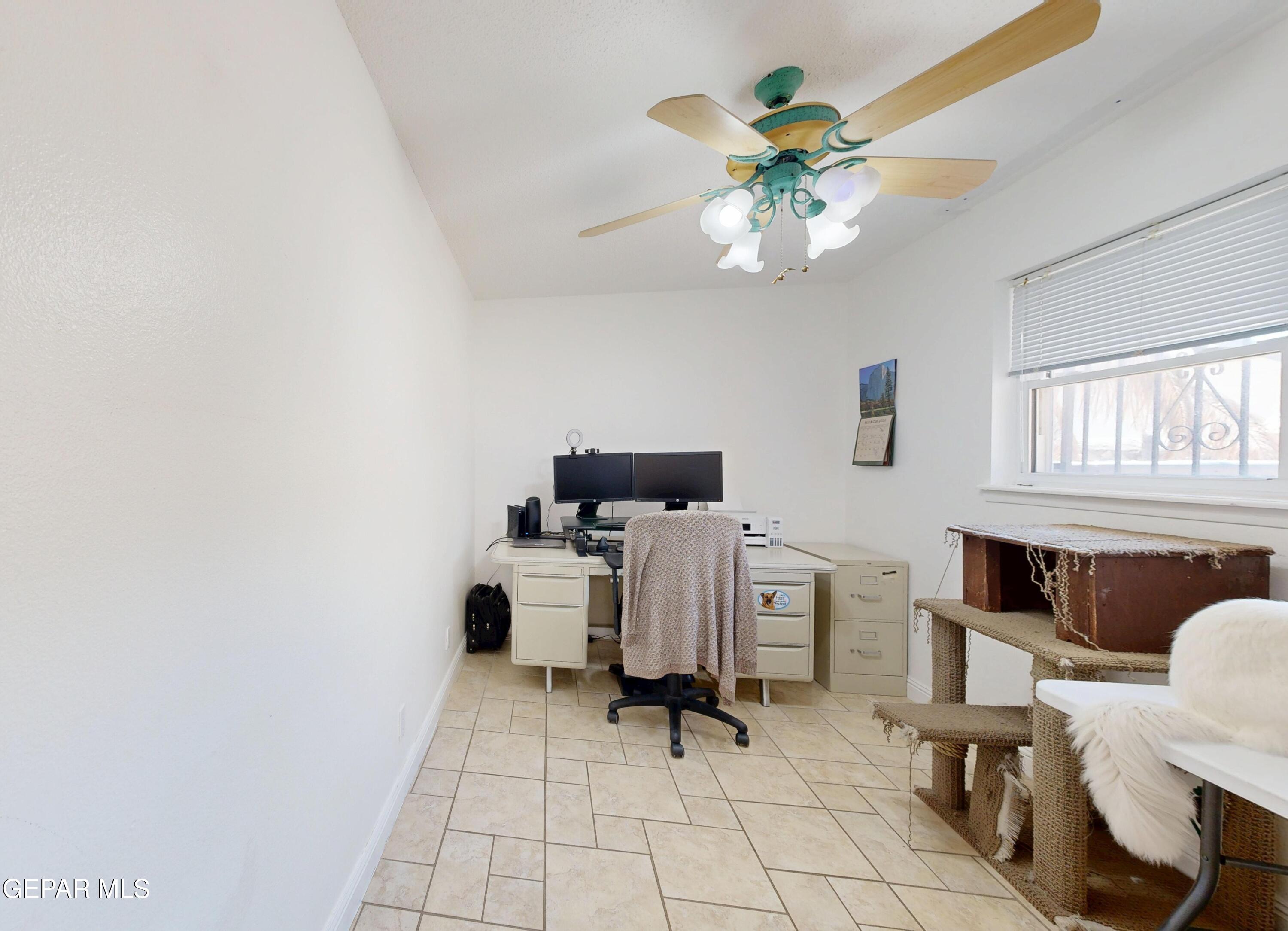 2900 Stone Edge Road El Paso, TX 79904 - Photo 30 of 42 2900 Stone Edge Office Pic