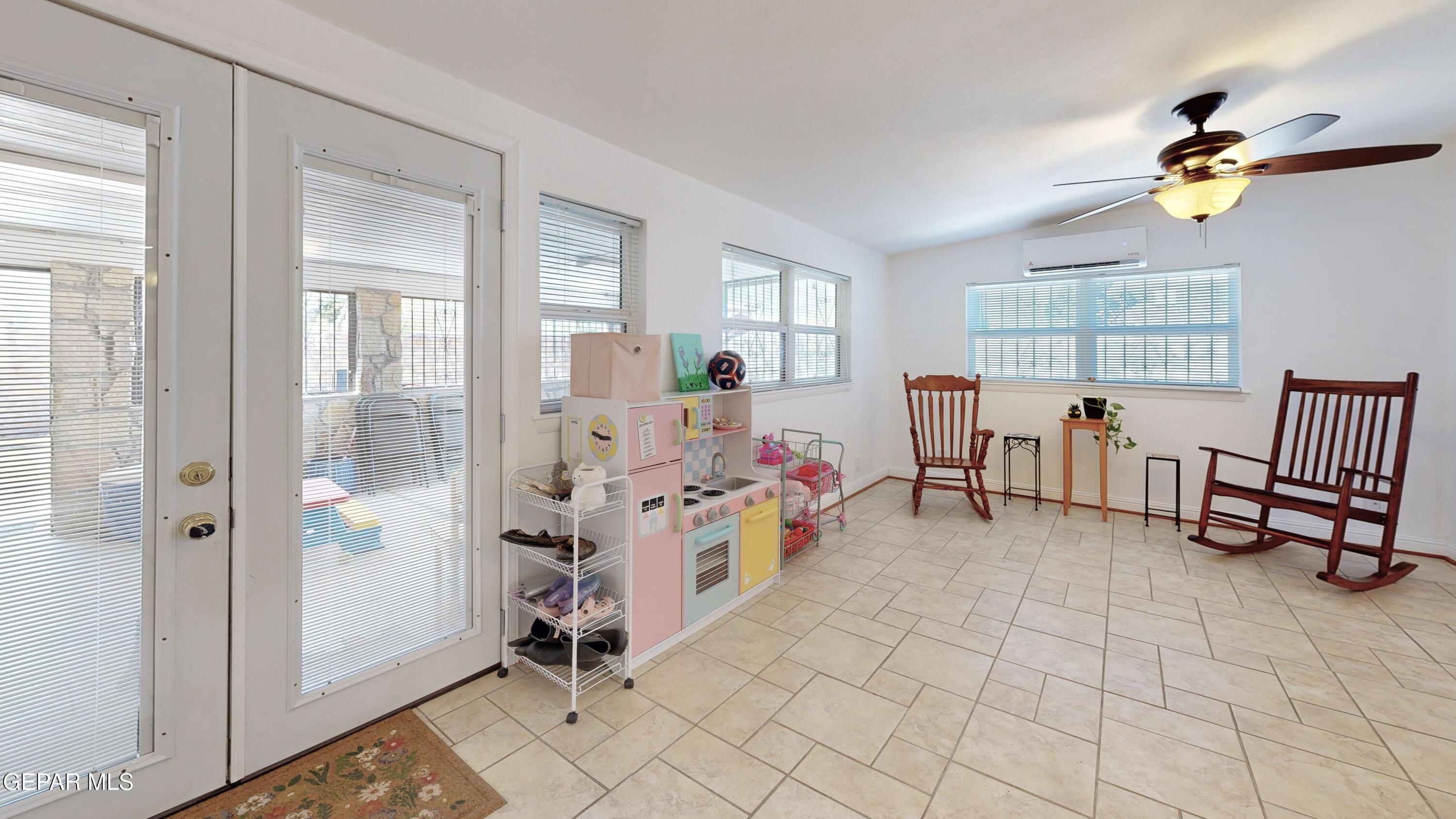 2900 Stone Edge Road El Paso, TX 79904 - Photo 32 of 42 2900 Stone Edge Bonus Room Pic 2