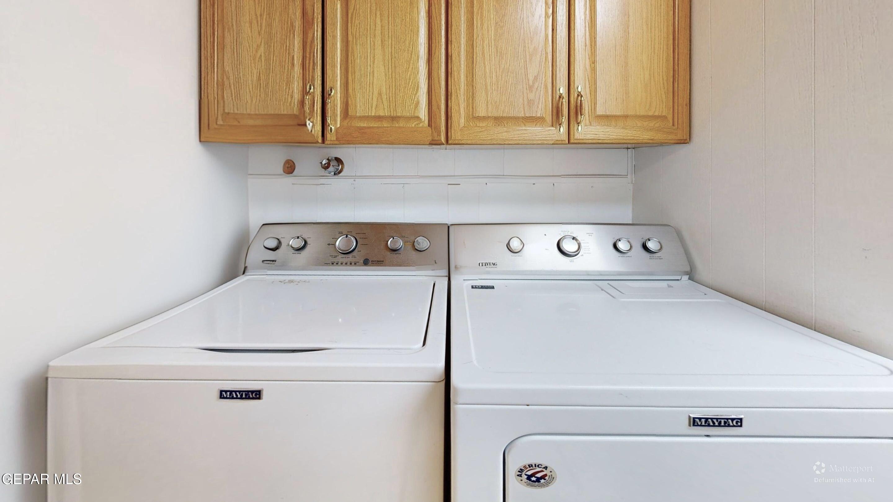 2900 Stone Edge Road El Paso, TX 79904 - Photo 41 of 42 2900 Stone Edge Laundry Pic