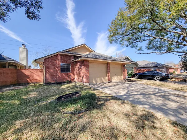 $1,695 | 8611 Pool Creek Drive, Houston, TX 77095