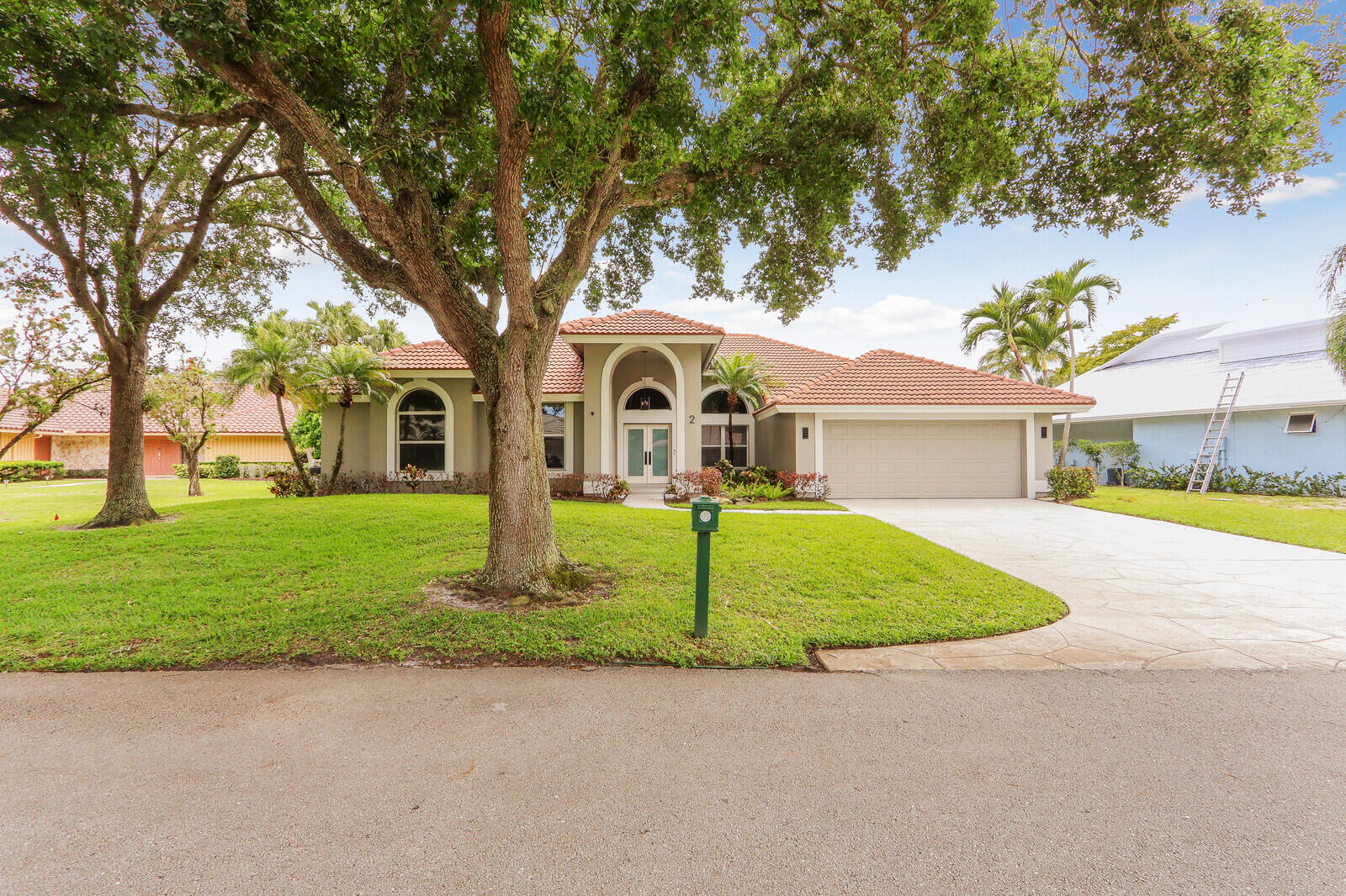 2 Old Fence Road Palm Beach Gardens, FL 33418 - Photo 13 of 53 01_Image_1_mls