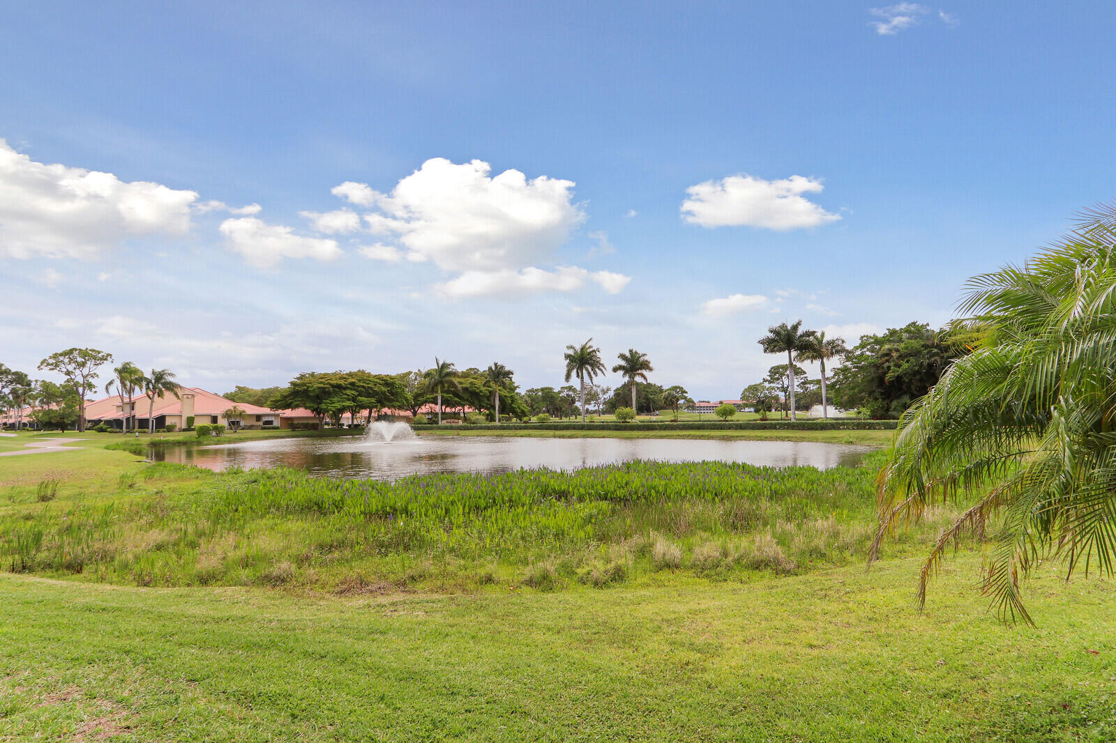 2 Old Fence Road Palm Beach Gardens, FL 33418 - Photo 2 of 53 46_Image_58_mls
