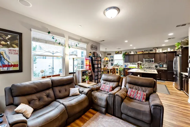 $425,000 | 3523 Luminary Way, Clovis, CA 93619