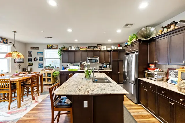 $425,000 | 3523 Luminary Way, Clovis, CA 93619