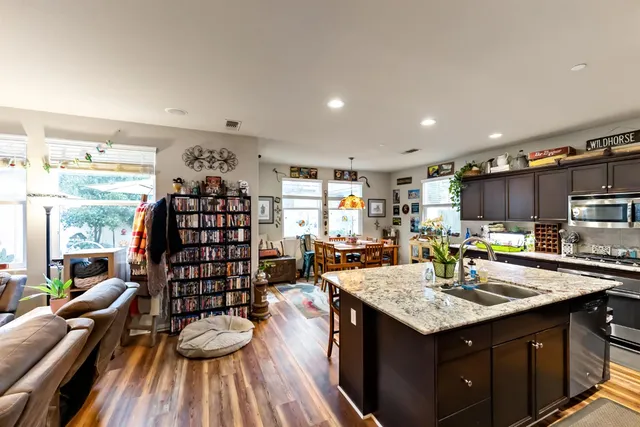 $425,000 | 3523 Luminary Way, Clovis, CA 93619