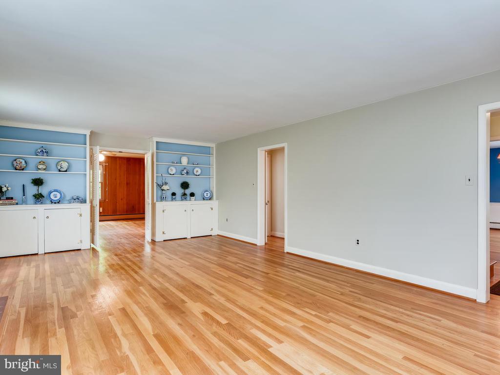 187 Hollen Road Baltimore, MD 21212 - Photo 4 of 34