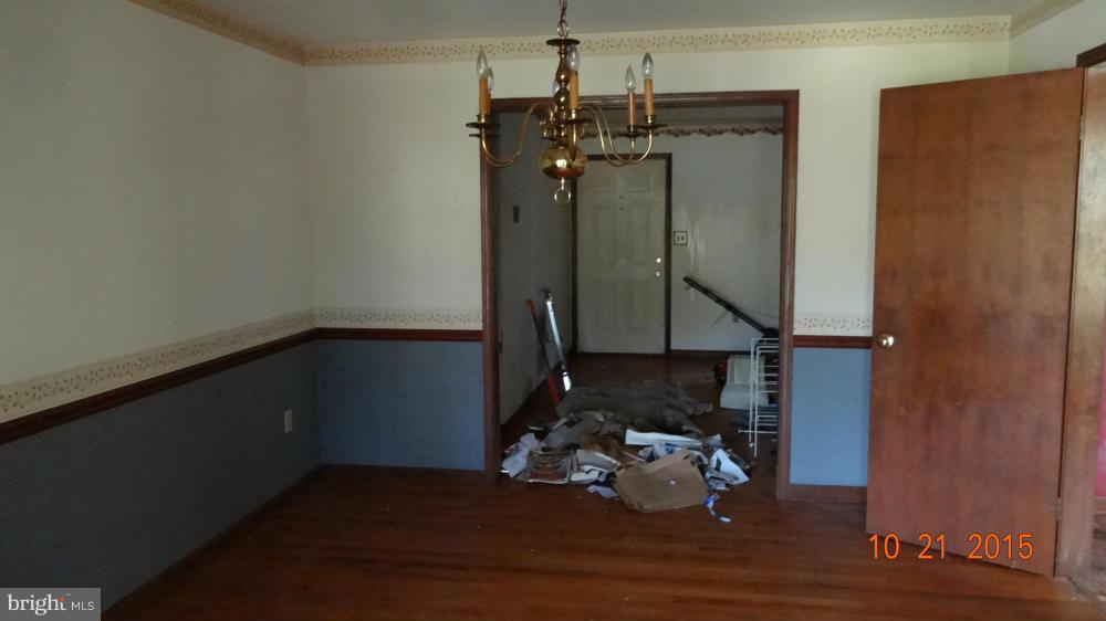 1614 Bowersox Road New Windsor, MD 21776 - Photo 8 of 16 Dining Room
