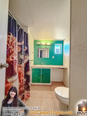 $200,000 | 7647 North Forum, Evansville, WY 82636