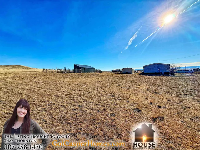 $200,000 | 7647 North Forum, Evansville, WY 82636